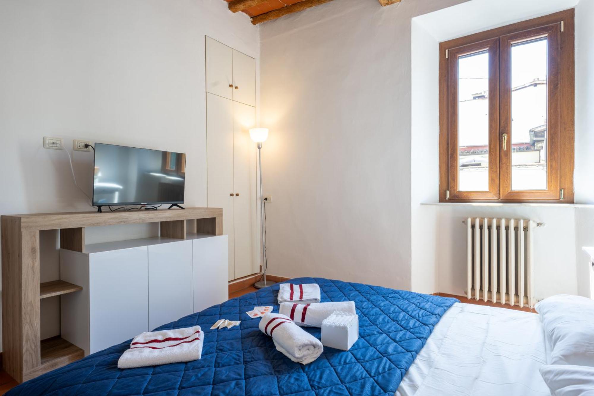 Tipica Cozy House + Parking! Apartment Florence Exterior photo